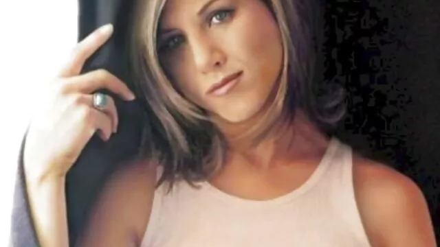 Une jeune fille, qui a invité les amis de la jeune blonde sexy porn Russie et a suggéré qu'ils s'entendaient avec un garçon.