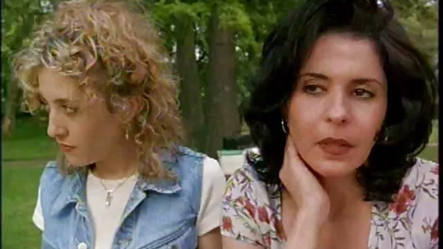 Un homme sans vergogne donne le sexe oral français pour porno avec sa mere une fellation lente sans préservatif.