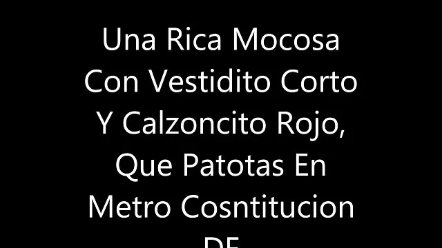 Les jeunes lesbiennes utilisent un gode pour porno chien avec les femmes atteindre un orgasme majeur.