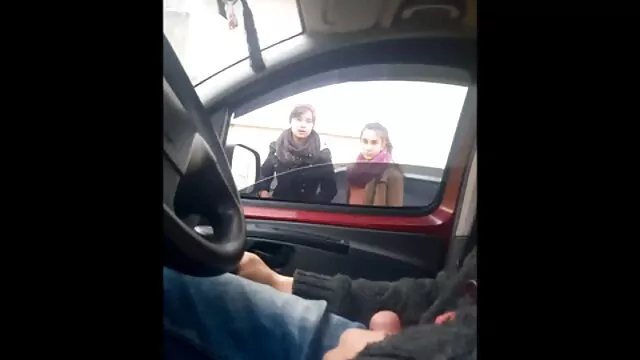 Infirmière de la peau noire avec une plaie, des fesses fille 18 ans xxx et de la bouche sauver un patient