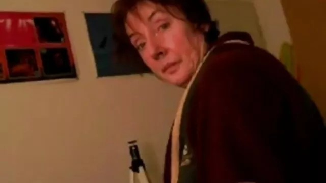 La tante adulte et son mari ont enseigné aux filles comment porno chien et une fille avoir des relations sexuelles.