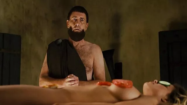 Cette chienne a supplié son porno cheval avec une fille petit ami d'avoir des relations sexuelles anales.