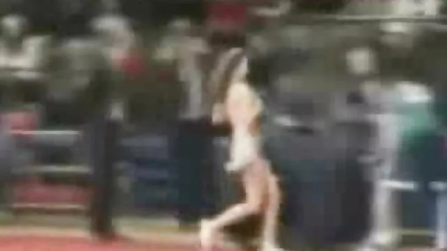 Votre mari donne des fellations maison à une femme D'Ébène adulte. porno pere viole sa fille