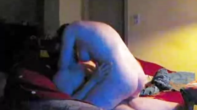 La synthèse du sperme sur le corps des belles personnes mûrit de différentes femmes nues xxxx manières