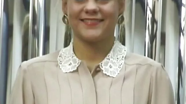 Adulte bouche et cul contre les deux gros phallus maman fille xxx