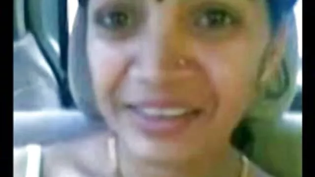 Votre copine a porno fille arabe accepté de faire l'amour sous la caméra.